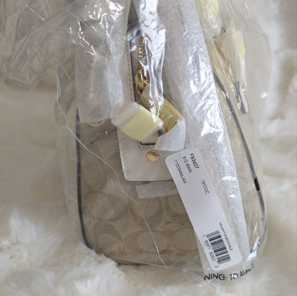 Coach purse and wallet set - Picture 6 of 6